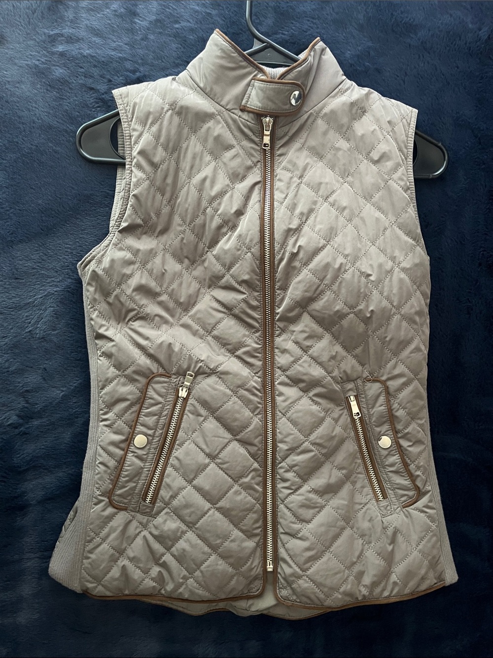 Zara Quilted Sleeveless Vest in Taupe - Picture 3 of 5